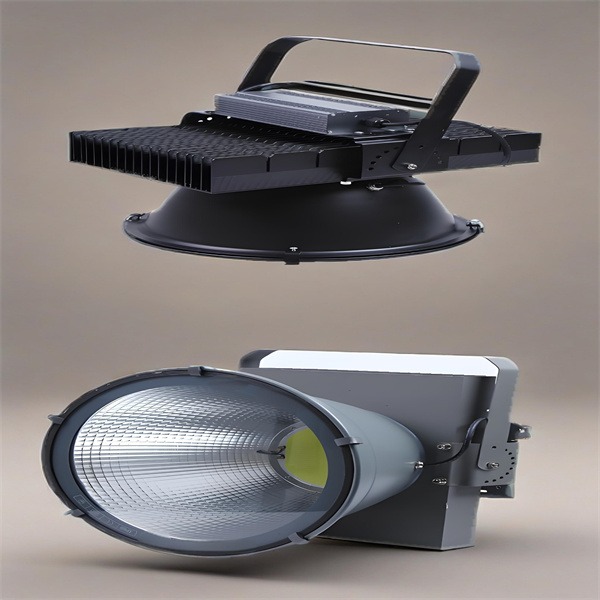 Choosing the Right Tower Crane Lighting System for Your Construction Projec